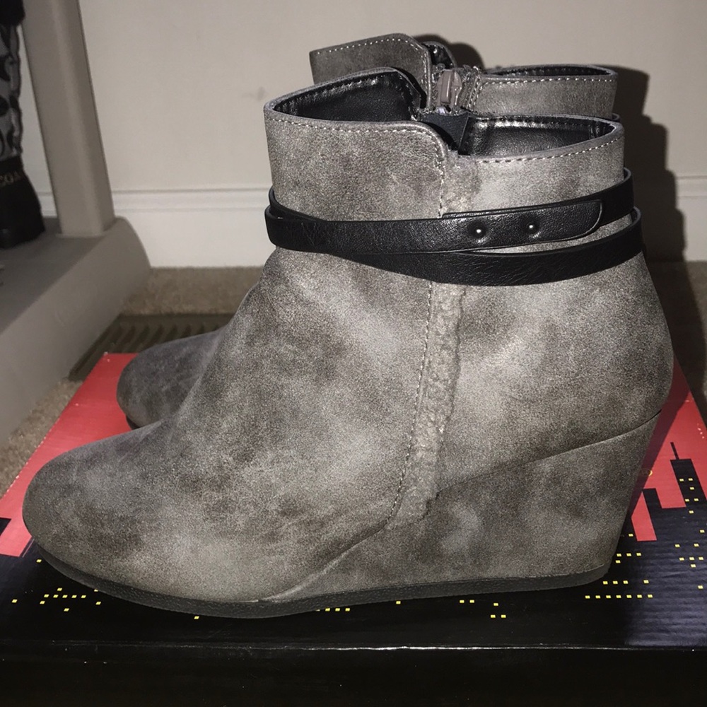 Grey and black trim booties